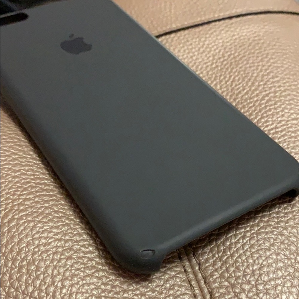iPhone case - Picture 3 of 3